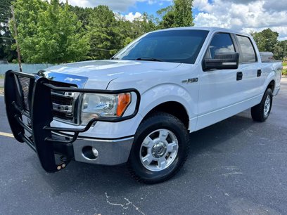 Used 2014 Ford F150 XLT w/ Equipment Group 301A Mid