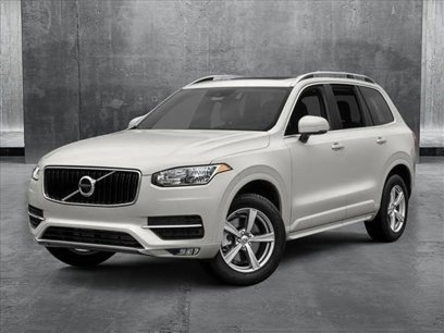 Used 2017 Volvo XC90 T6 Momentum w/ Vision Package