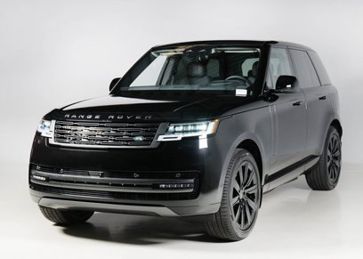 New 2025 Land Rover Range Rover SE