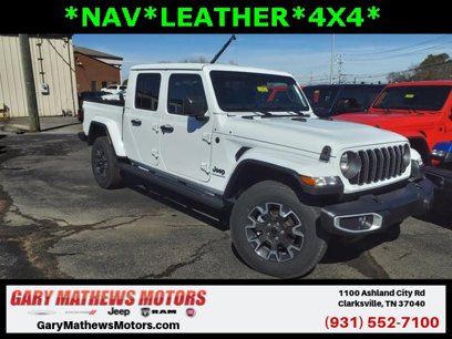 New 2025 Jeep Gladiator Sport w/ Premium Package