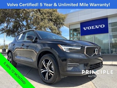 Certified 2025 Volvo XC40 B5 Core