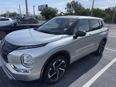 Used 2022 Mitsubishi Outlander SE