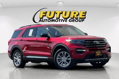 Certified 2024 Ford Explorer XLT w/ Equipment Group 202A