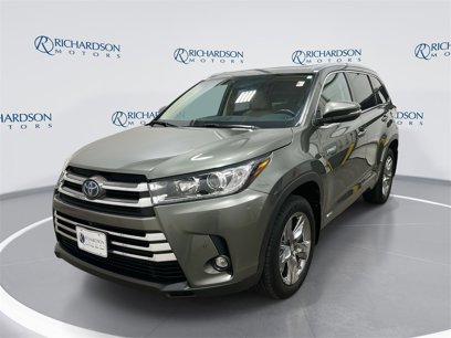 Used 2019 Toyota Highlander Limited Platinum