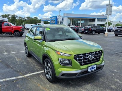 Used 2023 Hyundai Venue SEL