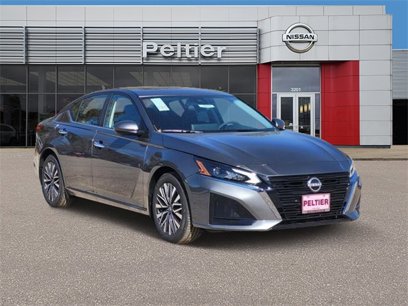 New 2025 Nissan Altima 2.5 SV w/ SV Premium Package