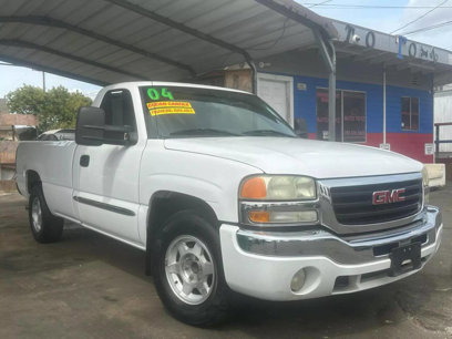 Used 2004 GMC Sierra 1500 SLE w/ Light Duty Power Package