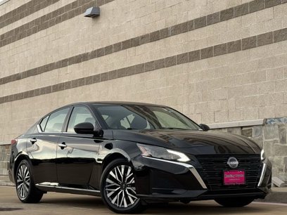 Used 2024 Nissan Altima 2.5 SV
