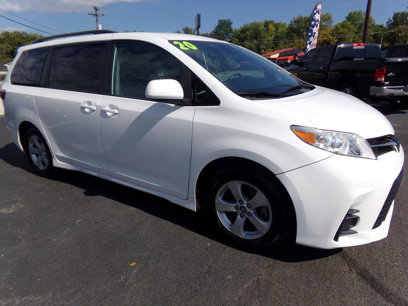 Used 2020 Toyota Sienna LE