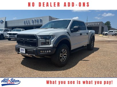 Used 2017 Ford F150 Raptor w/ Equipment Group 801A Mid