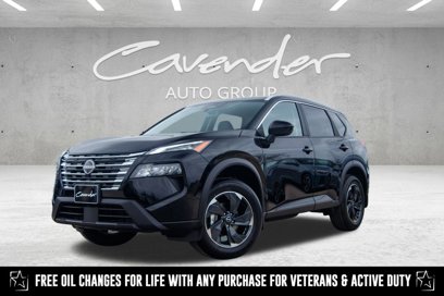 New 2025 Nissan Rogue SV w/ SV Premium Package