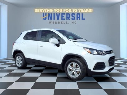 Used 2022 Chevrolet Trax LS w/ Tint and Cruise Package