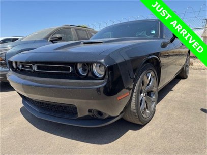 Used 2016 Dodge Challenger SXT