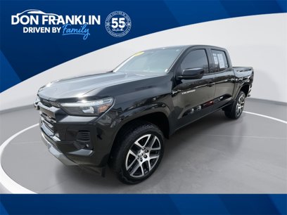 Used 2023 Chevrolet Colorado Z71 w/ Z71 Convenience Package 2