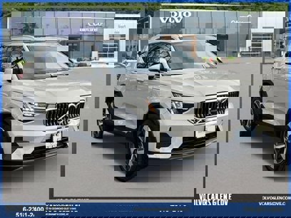 Certified 2025 Volvo XC40 B5 Core w/ Protection Package Premier