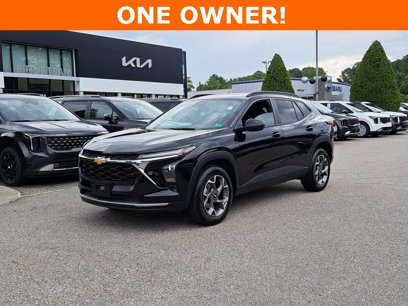 Used 2024 Chevrolet Trax LT w/ Sunroof Package