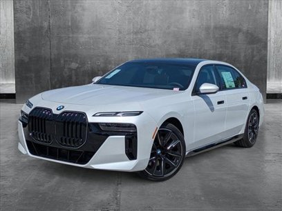 New 2025 BMW 760i xDrive