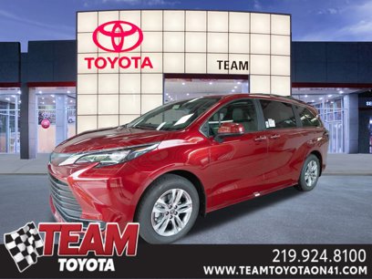 New 2025 Toyota Sienna XLE w/ XLE Plus Package