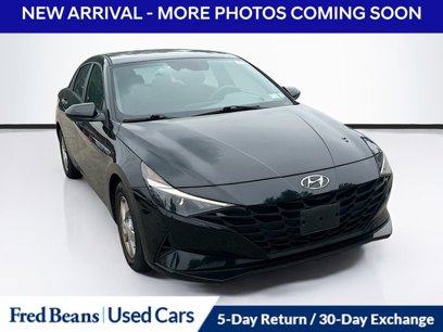 Certified 2023 Hyundai Elantra SE w/ Cargo Package