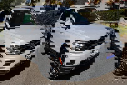 Used 2019 Volkswagen Tiguan SE