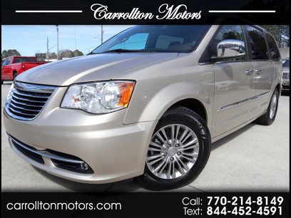 Used 2016 Chrysler Town & Country Touring-L w/ Driver Convenience Group