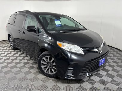 Used 2018 Toyota Sienna LE
