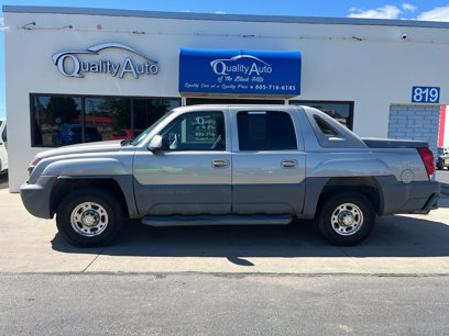 Used 2002 Chevrolet Avalanche 2500 w/ Convenience Pkg
