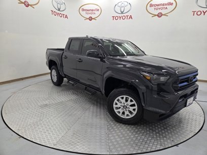 New 2025 Toyota Tacoma SR5