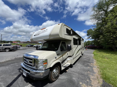 Used 2017 Ford E-450 and Econoline 450 Super Duty w/ Motorhome Prep Package