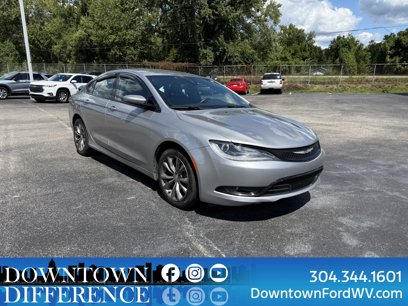 Used 2016 Chrysler 200 S w/ Comfort Group