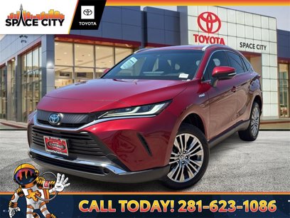 Used 2021 Toyota Venza XLE w/ Softex Package