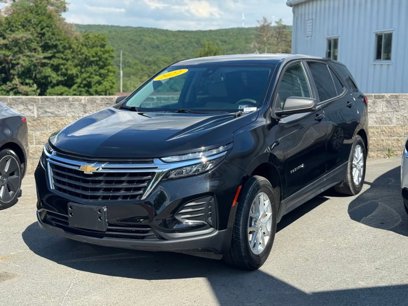 Used 2022 Chevrolet Equinox LS w/ LS Convenience Package