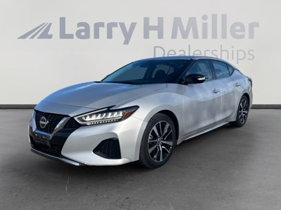 Used 2023 Nissan Maxima SV w/ Floor Mat Group