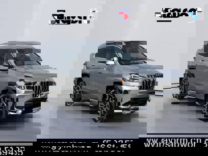 New 2025 BMW X1 xDrive28i w/ Premium Package