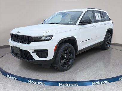 Used 2023 Jeep Grand Cherokee Altitude