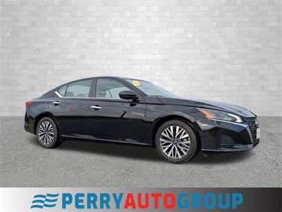 Used 2025 Nissan Altima 2.5 SV