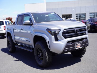 New 2025 Toyota Tacoma SR5