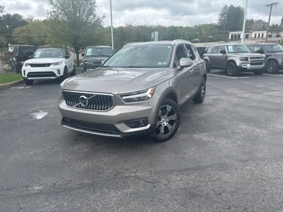 Used 2021 Volvo XC40 T5 Inscription w/ Advanced Package