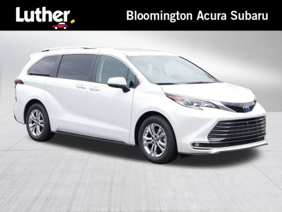Used 2022 Toyota Sienna Platinum