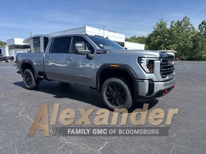 New 2025 GMC Sierra 2500 AT4 w/ Technology Package