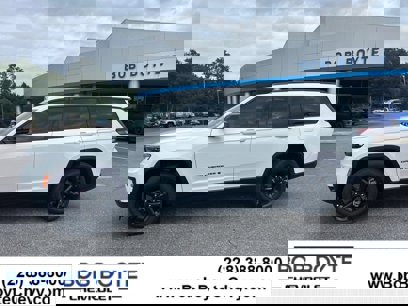 Used 2024 Jeep Grand Cherokee L Laredo