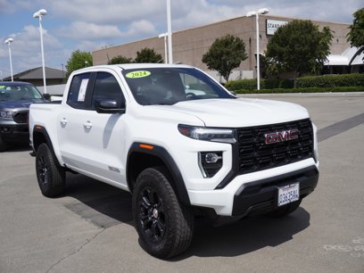 Used 2024 GMC Canyon Elevation w/ Trailering Package