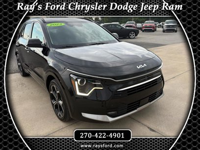 Used 2023 Kia Niro EX Touring