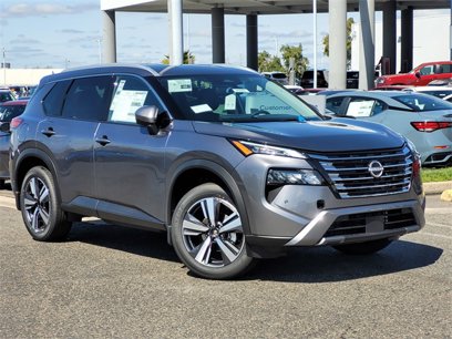 New 2025 Nissan Rogue SL