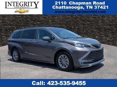 Used 2023 Toyota Sienna XLE