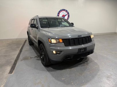 Used 2020 Jeep Grand Cherokee Laredo