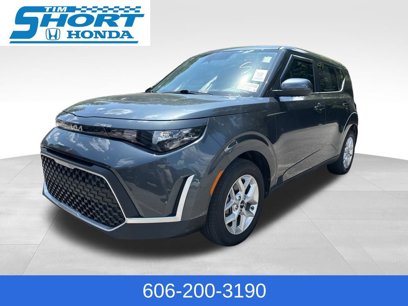 Used 2023 Kia Soul LX w/ LX Technology Package