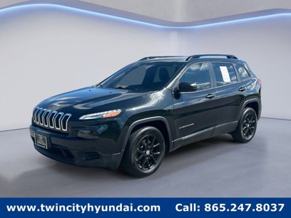 Used 2015 Jeep Cherokee Sport w/ Sport Appearance Group