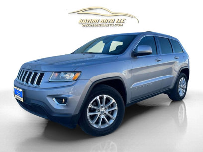 Used 2014 Jeep Grand Cherokee Laredo w/ 18" Wheel & 8.4" Radio Group