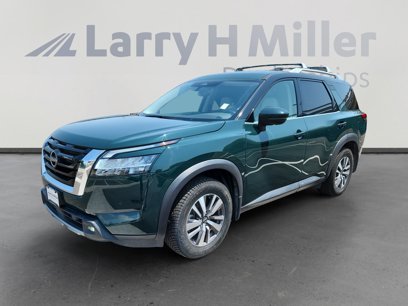 Used 2022 Nissan Pathfinder SL